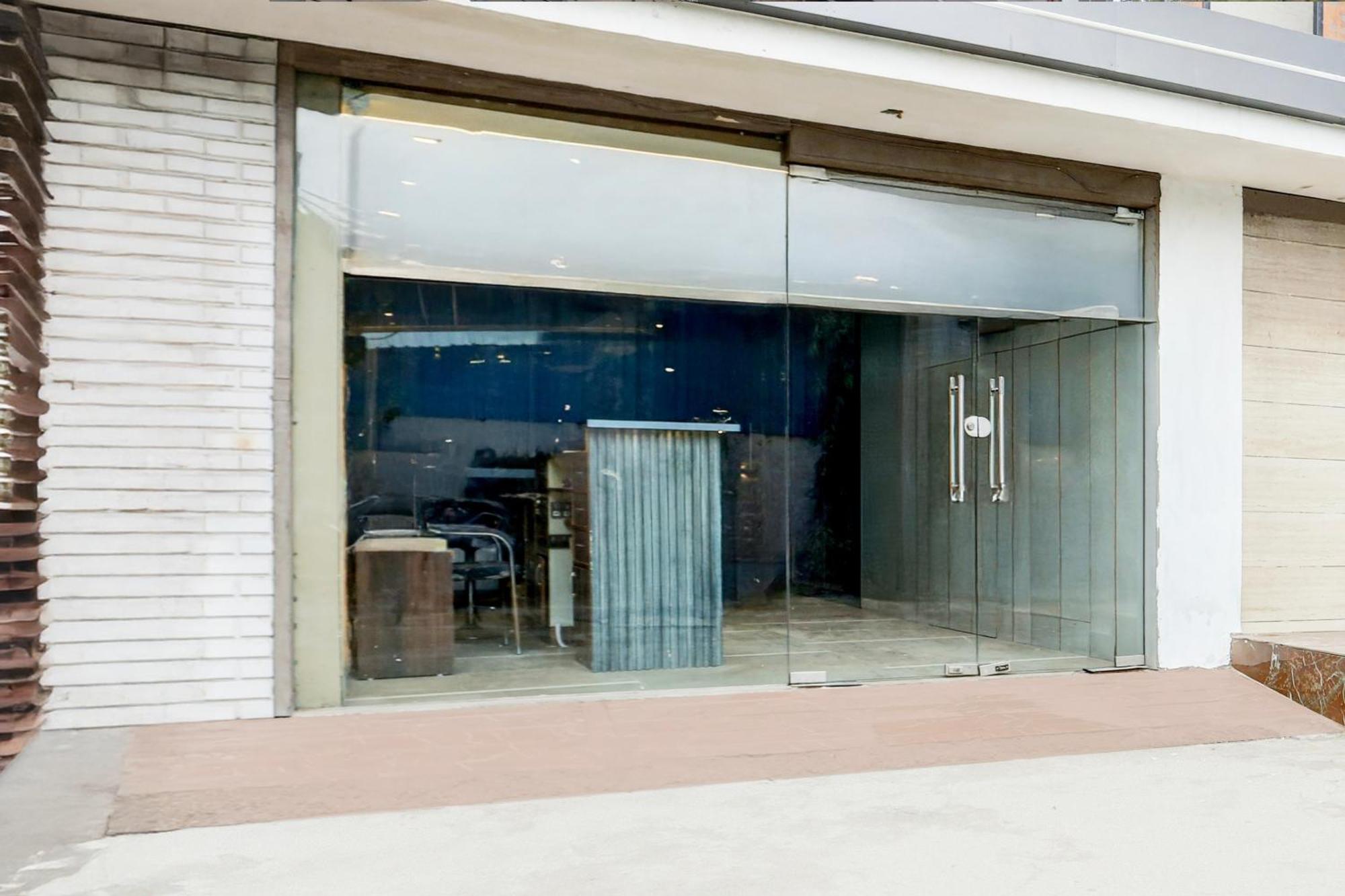 לודהיאנה Super Townhouse Haibowal Chowk מראה חיצוני תמונה